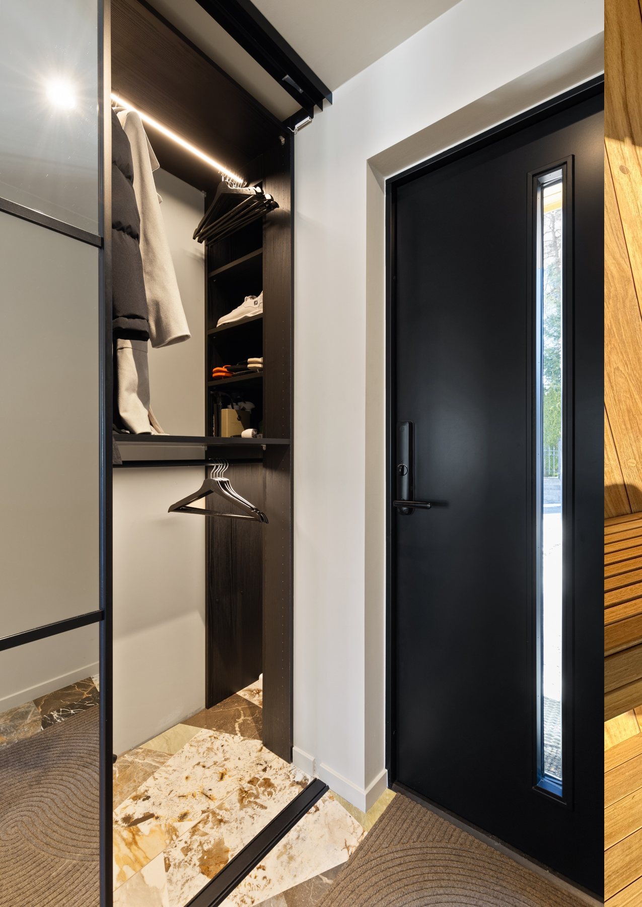 Inngang og garderobe